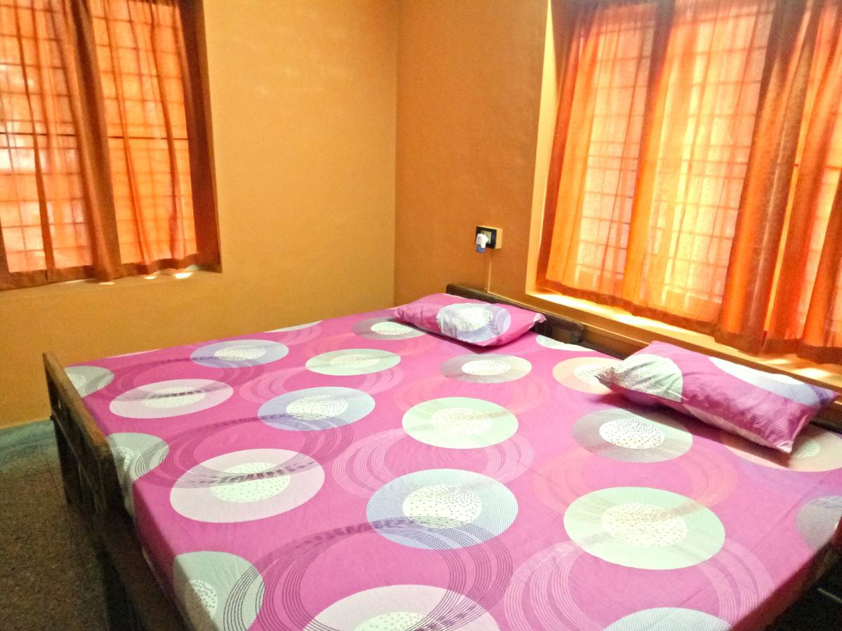 Aham Yoga Nest Bed & Breakfast Alappuzha Ngoại thất bức ảnh