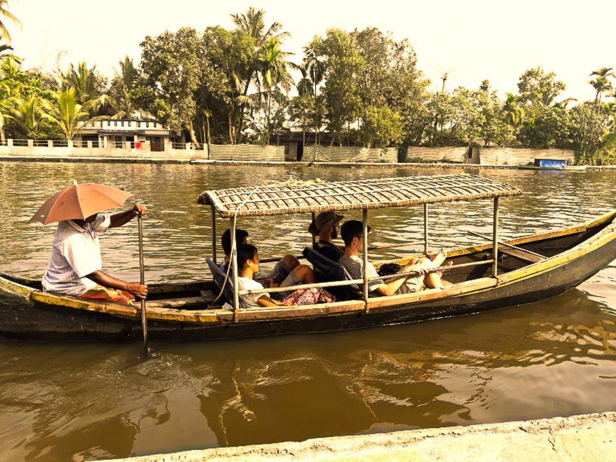 Aham Yoga Nest Bed & Breakfast Alappuzha Ngoại thất bức ảnh