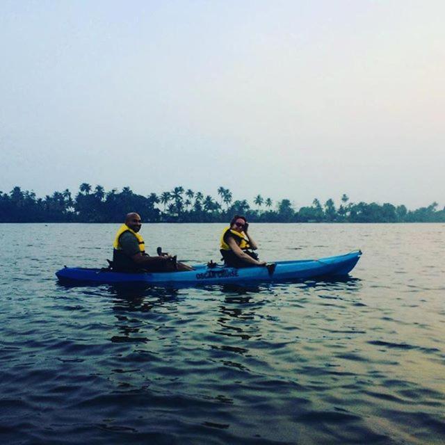 Aham Yoga Nest Bed & Breakfast Alappuzha Ngoại thất bức ảnh